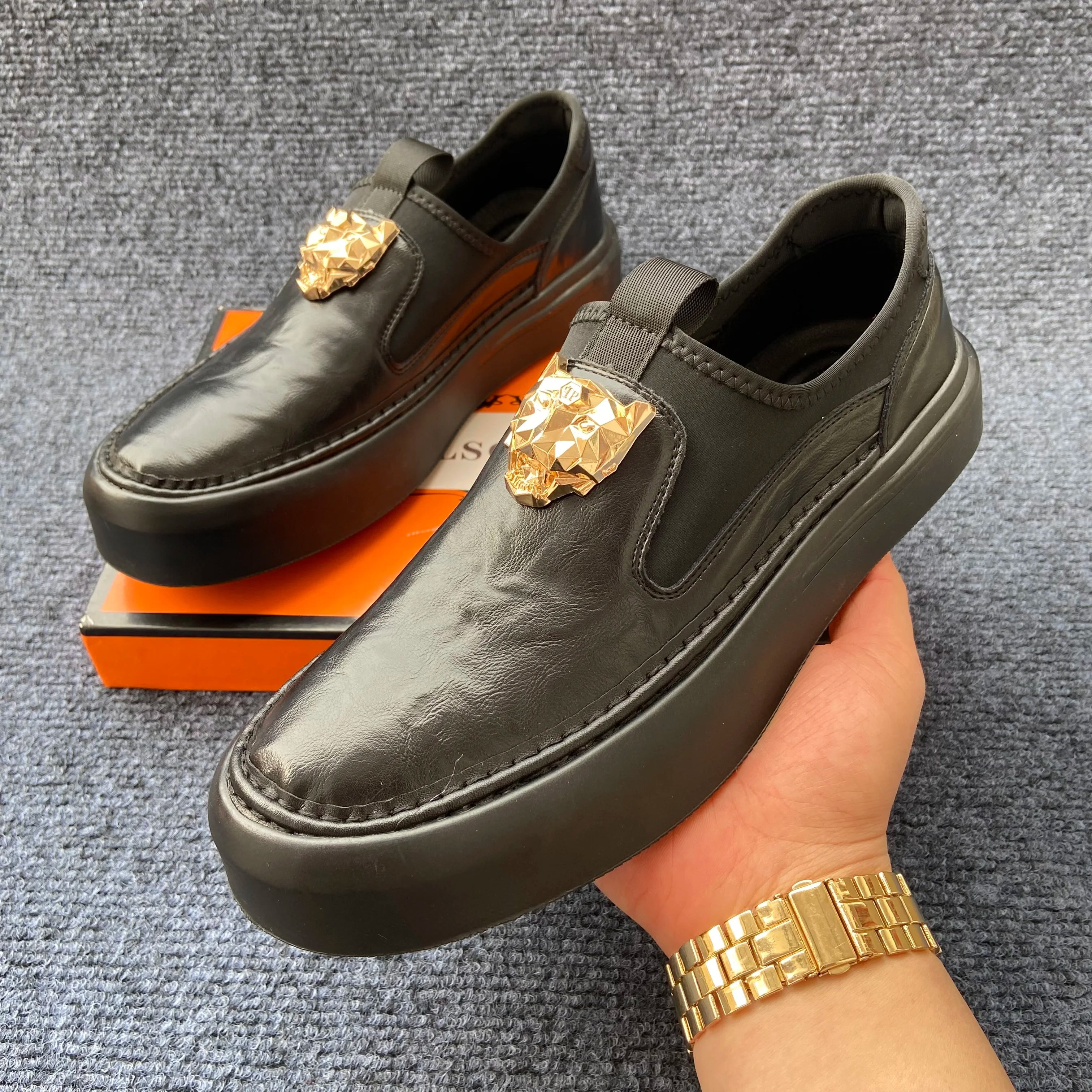 Lion Head Appliques Leather Slip-On Sneakers