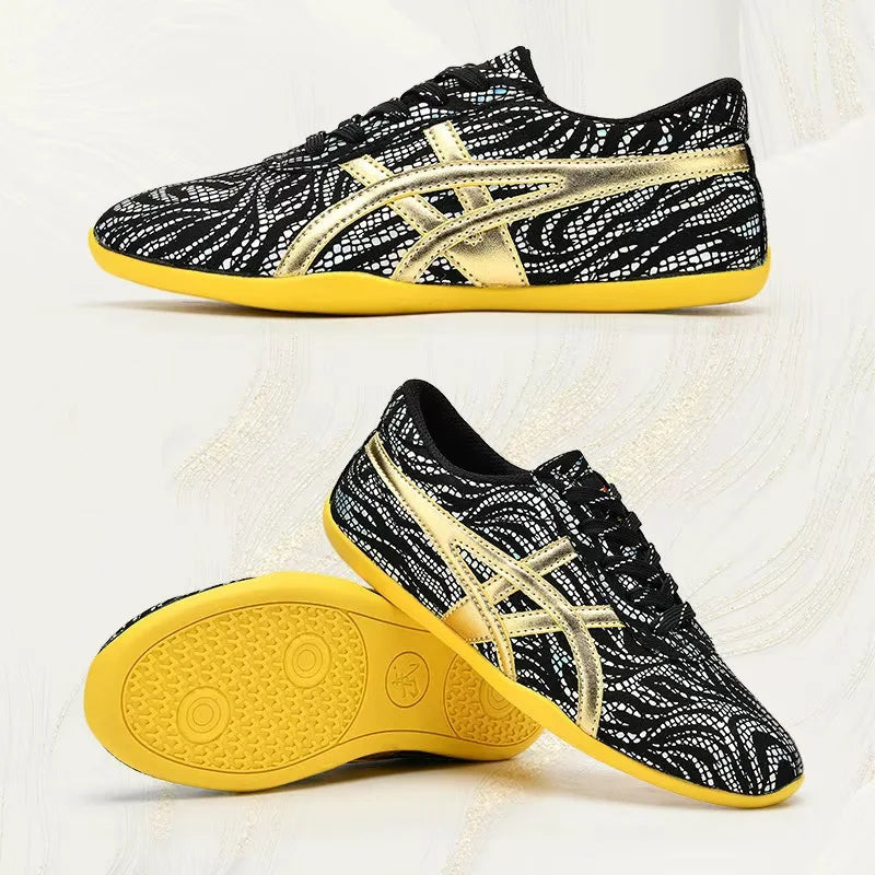 Retro Lace Pattern Sport Sneakers