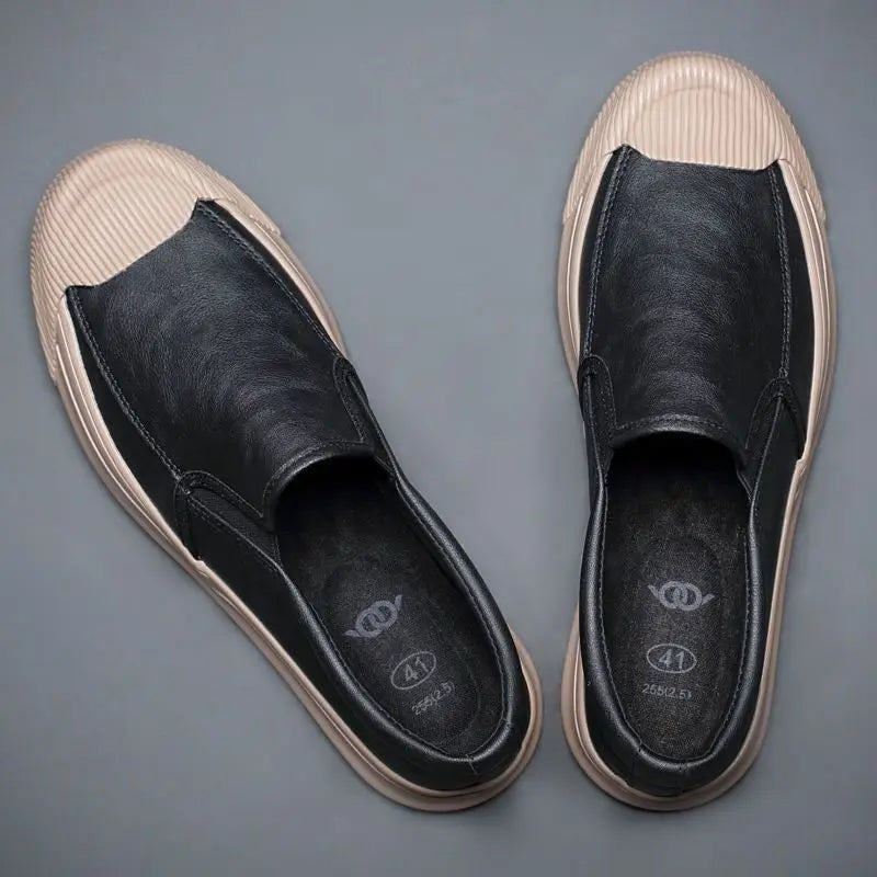 Round-Toe Solid Men's Flat Sneakers