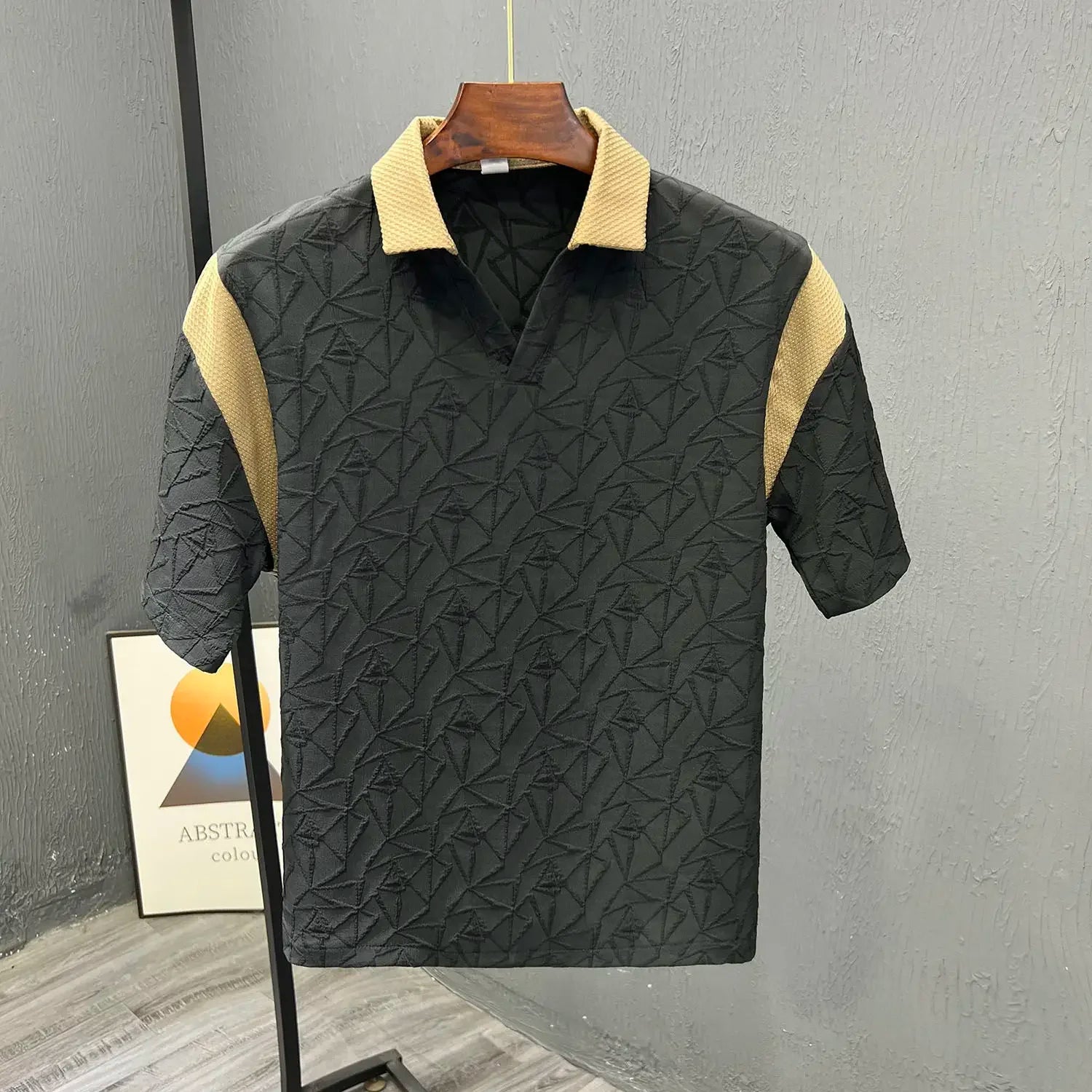 Geometric Textured Contrast Collar Polo Shirt