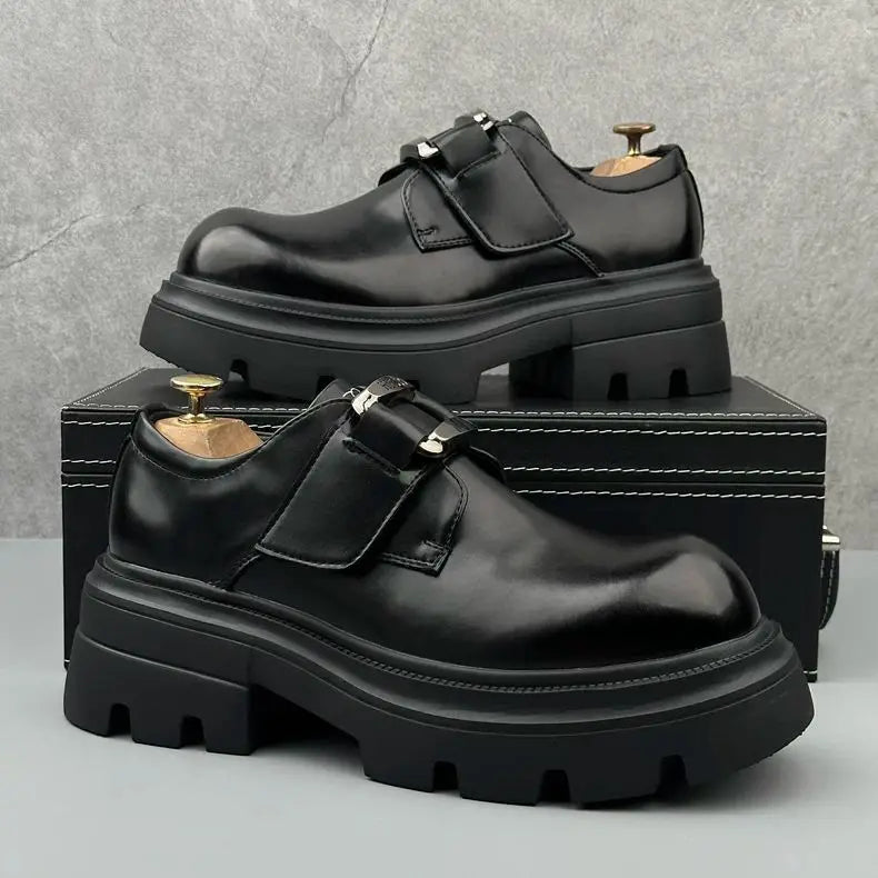Hello Metal Appliques Black Leather Shoes