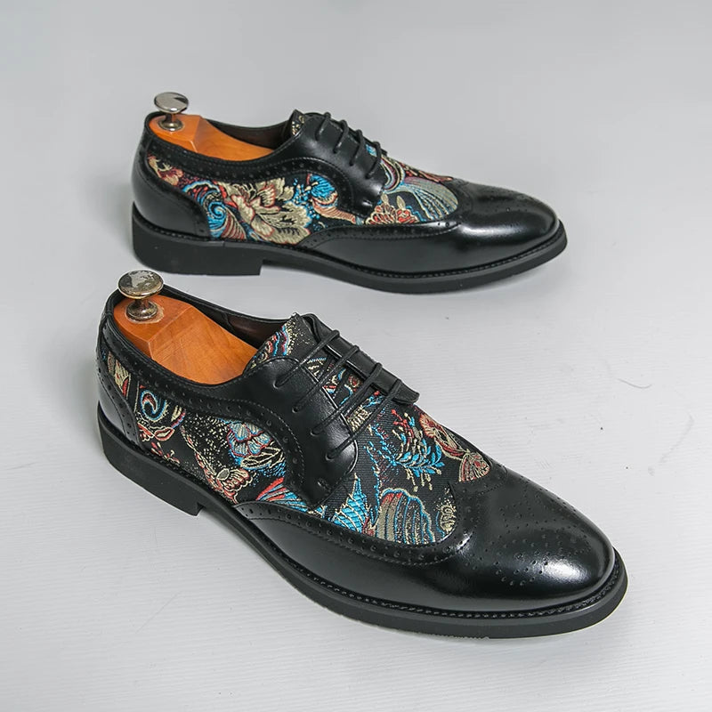 Splicing Embroidered Carving Derby Shoes