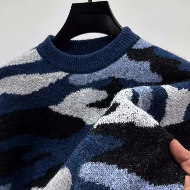 Camouflage Pattern Knitted O-Neck Sweater