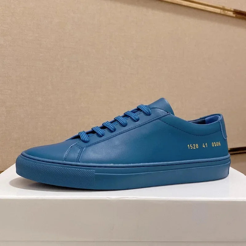 Low-Top Round Toe Skate Sneakers