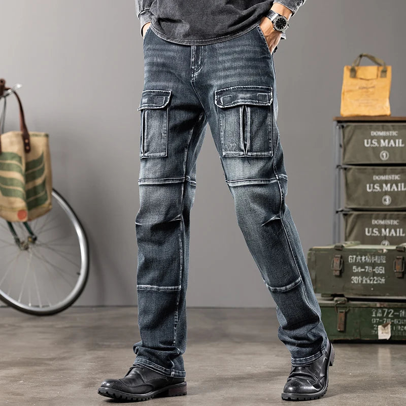 Multi-Pocket Patch Line Straight Jeans