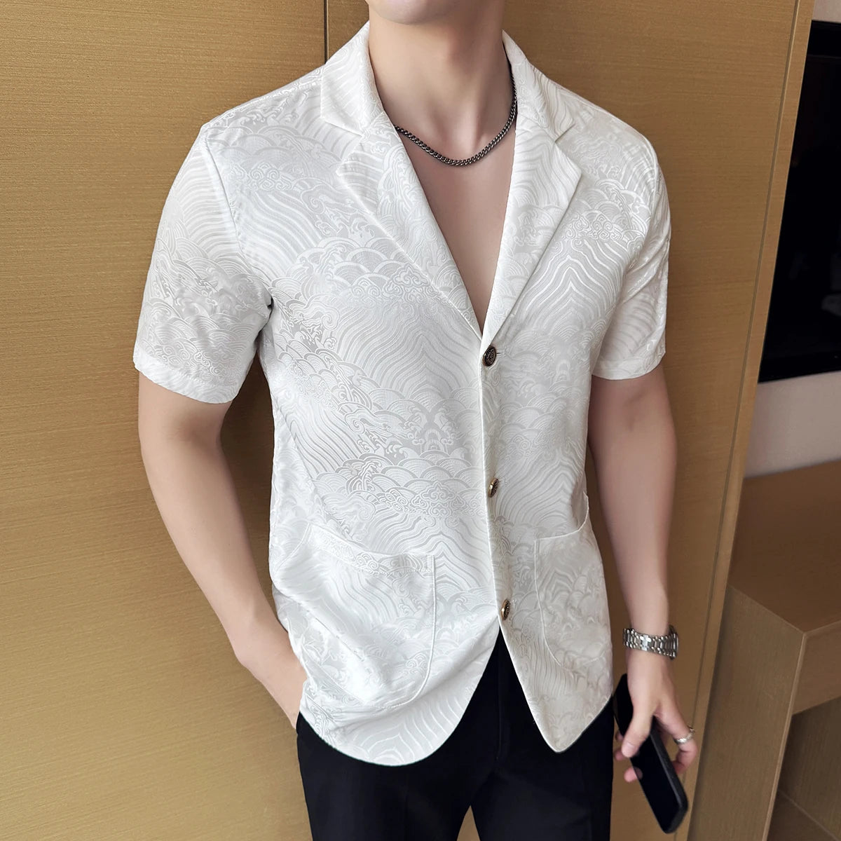 Geometric Pattern V-Neck Short-Sleeved Shirt