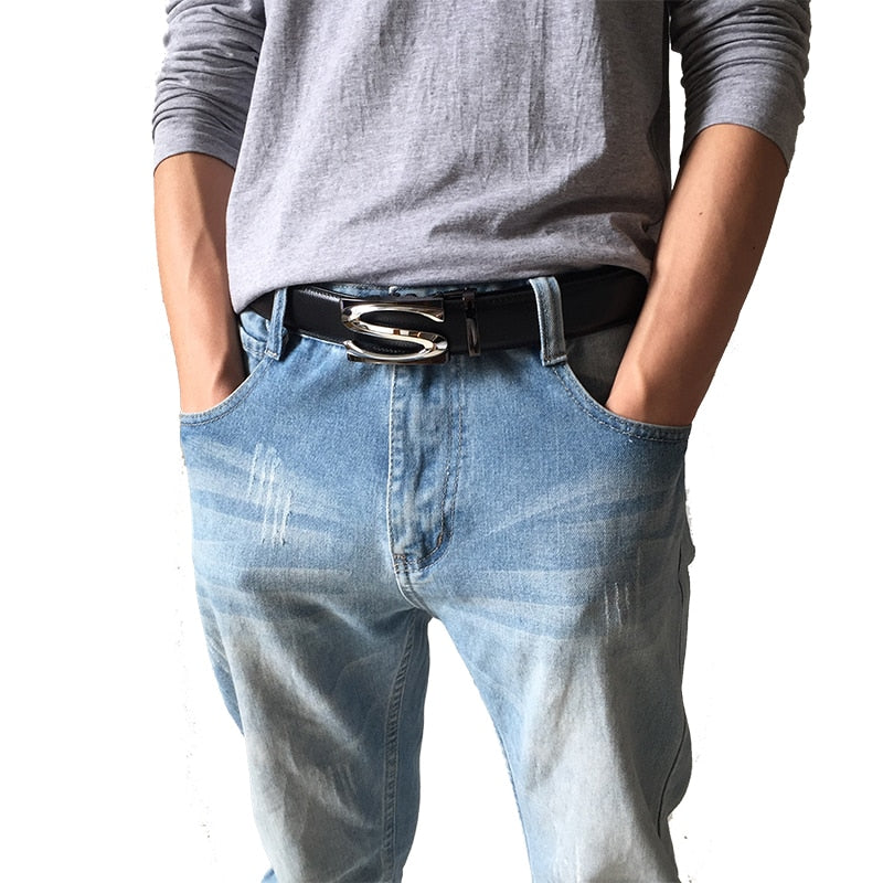 Ceinture automatique pour hommes avec boucle en métal et motif en S 